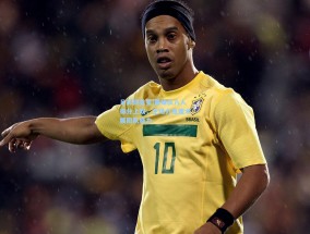 足彩网首页|黄蜂队八人得分上双，主场力克魔术展团队威力