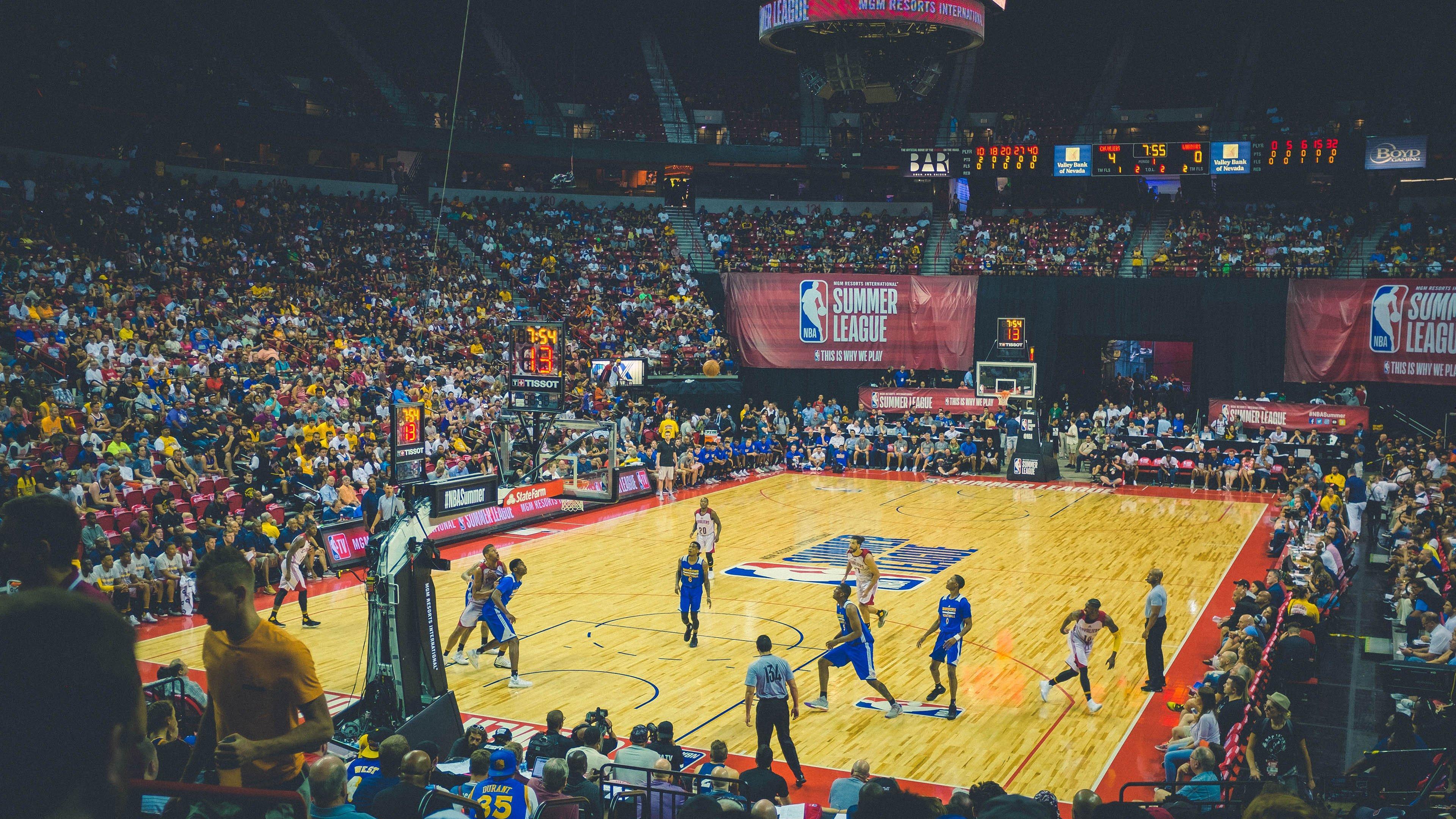 雷霆替补席惊现核武库，连续狂轰60+黑马崛起绝非偶然？